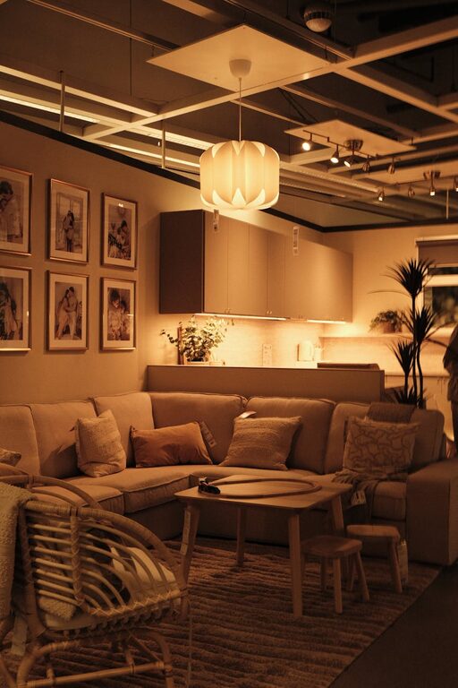 Tips for Creating a Cozy and Inviting Home Atmosphere